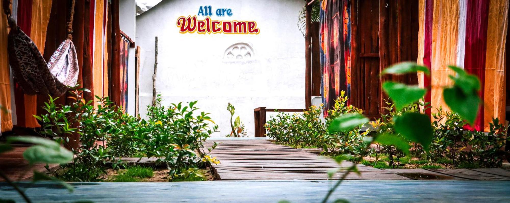 Surfers Park Arugambay Bed and Breakfast Arugam Bay Eksteriør billede